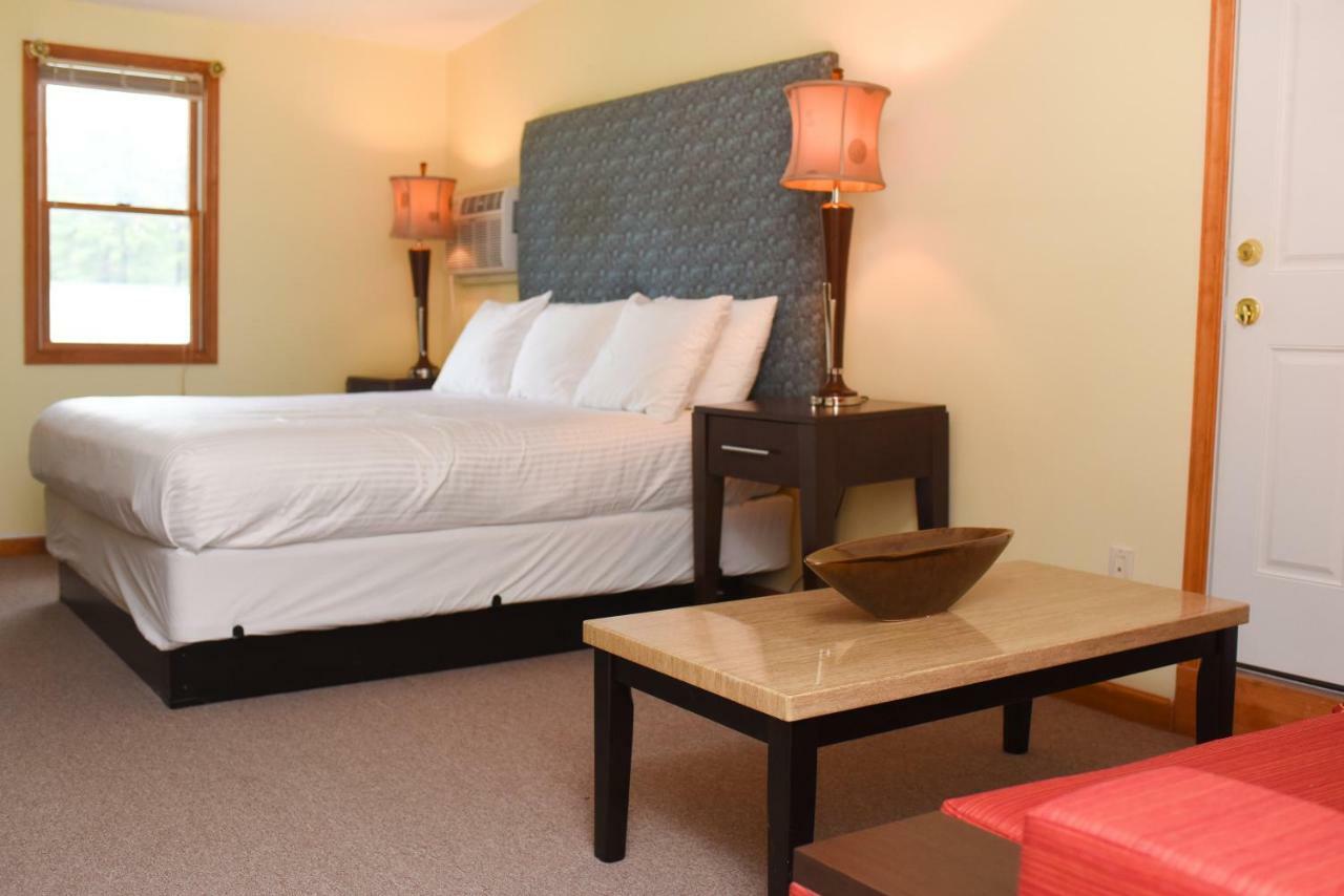 Chestnut Grove Family Resort 마운트포코노 외부 사진