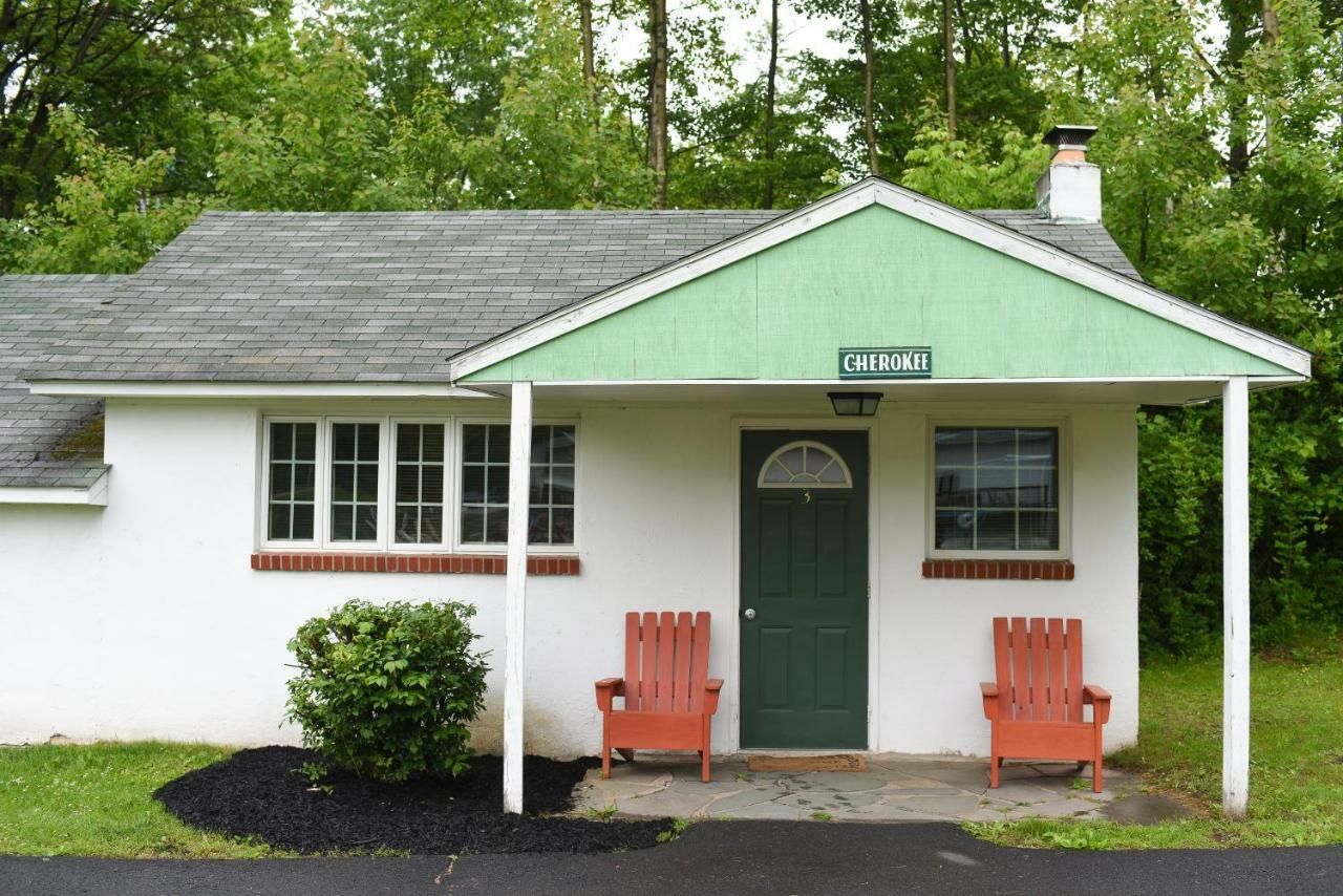 Chestnut Grove Family Resort 마운트포코노 외부 사진