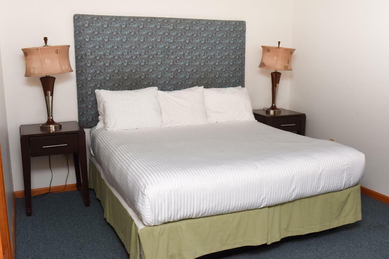 Chestnut Grove Family Resort 마운트포코노 외부 사진