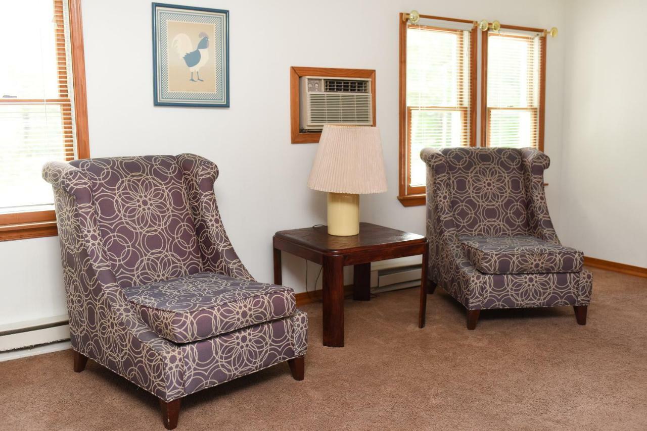Chestnut Grove Family Resort 마운트포코노 외부 사진